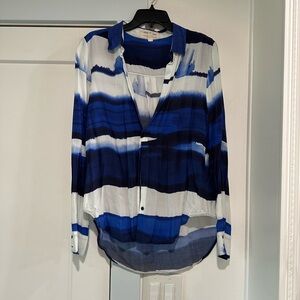 Cloth & Stone Navy and White Button Down Shirt